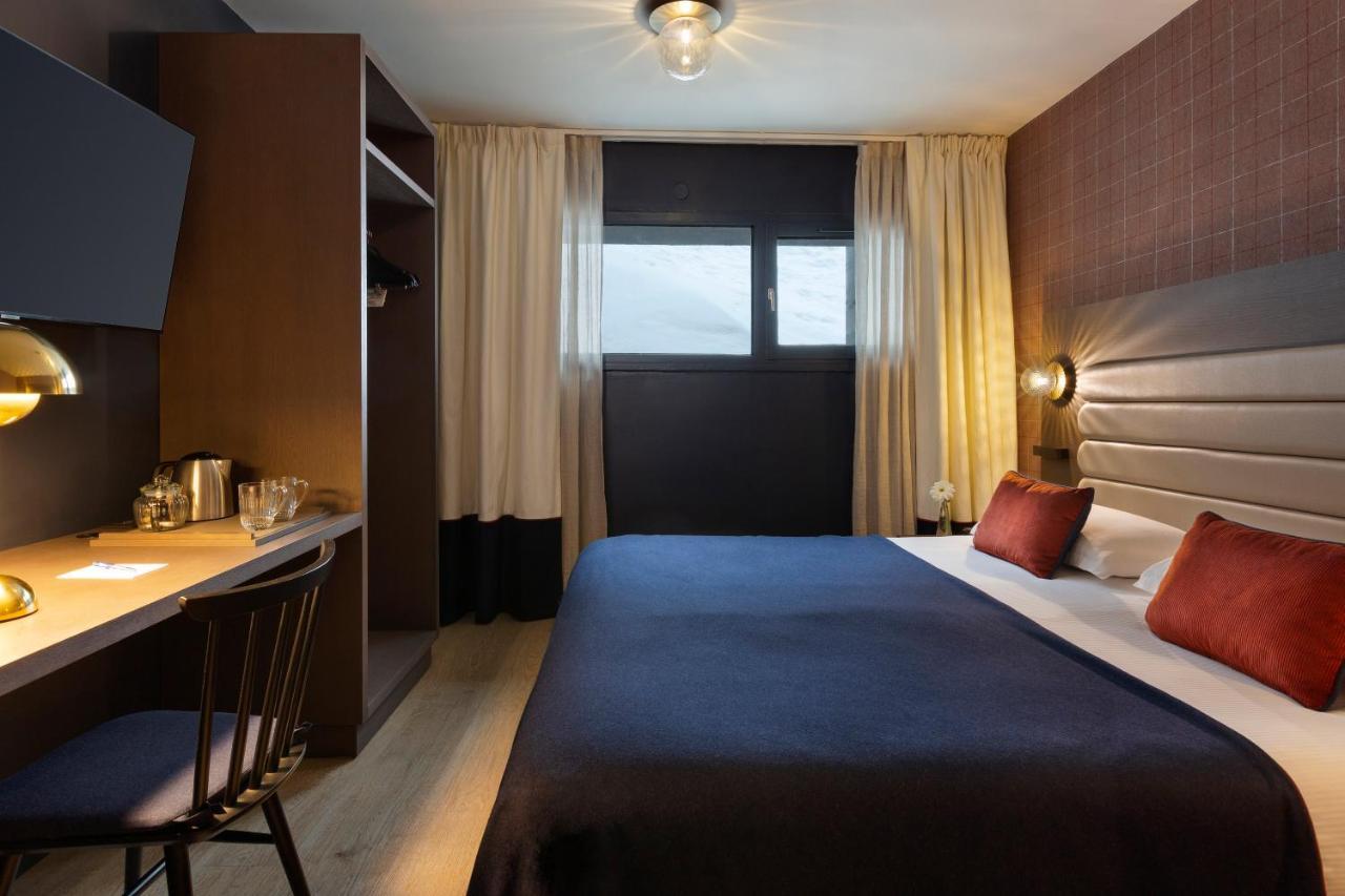 Double or Twin Room Without View