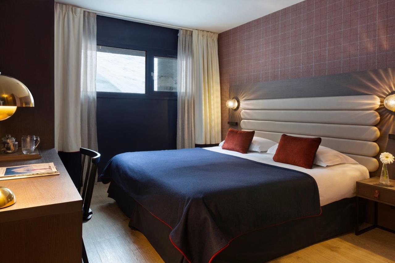 Double or Twin Room Without View