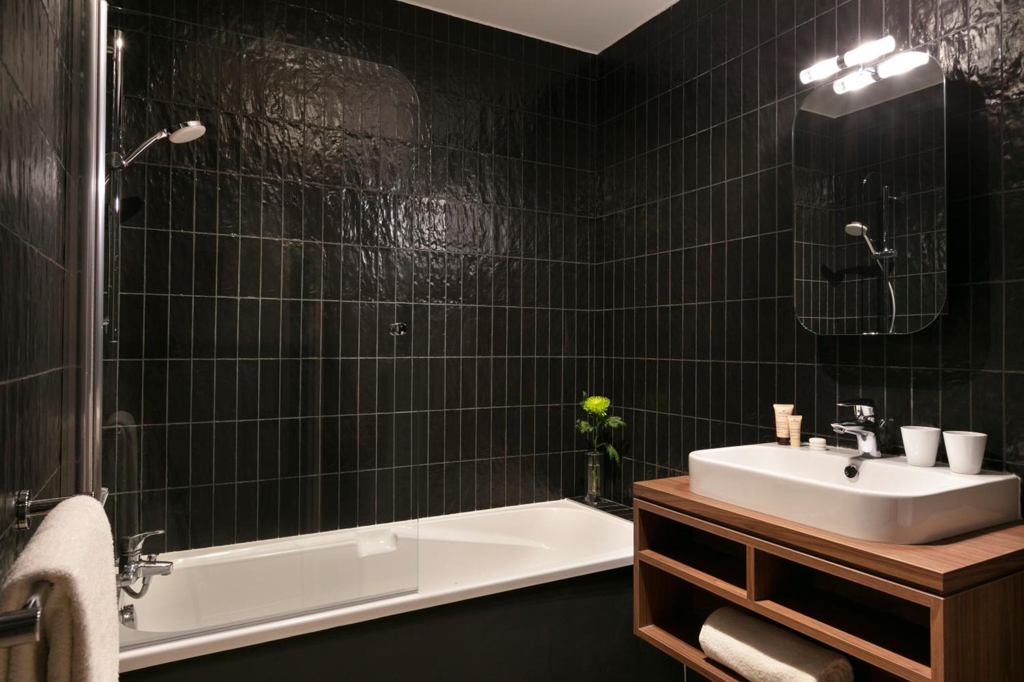 Double or Twin Room Without View